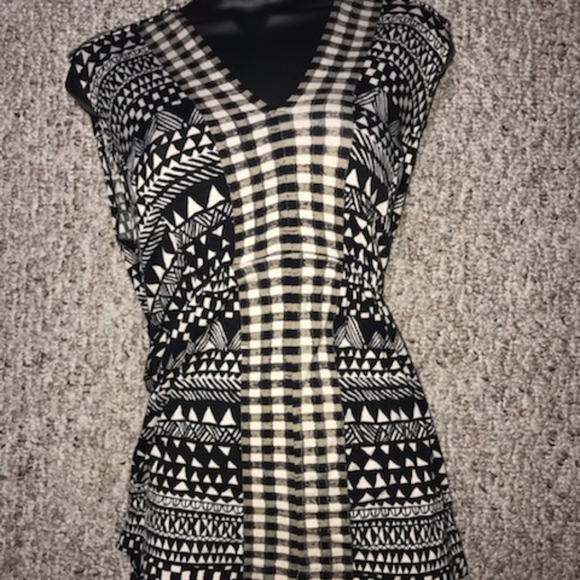 Plenty by Tracy Reece sleeveless top - Picture 1 of 5